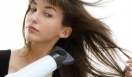 女孩扯头发视频外网爆料,女孩扯头发视频引发外网热议，真相究竟如何？